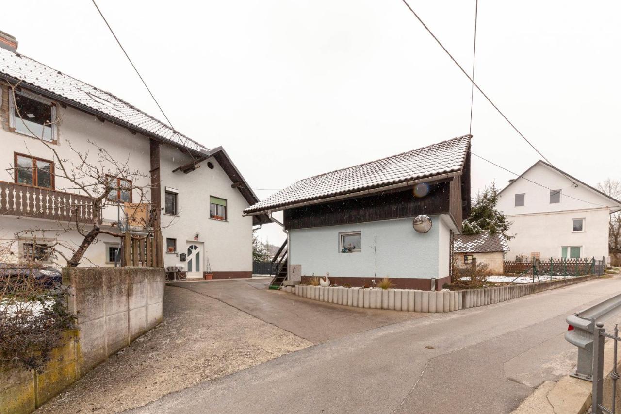 Vrtnarjeva hiša, The Gardener's Cottage Radovljica Exteriör bild